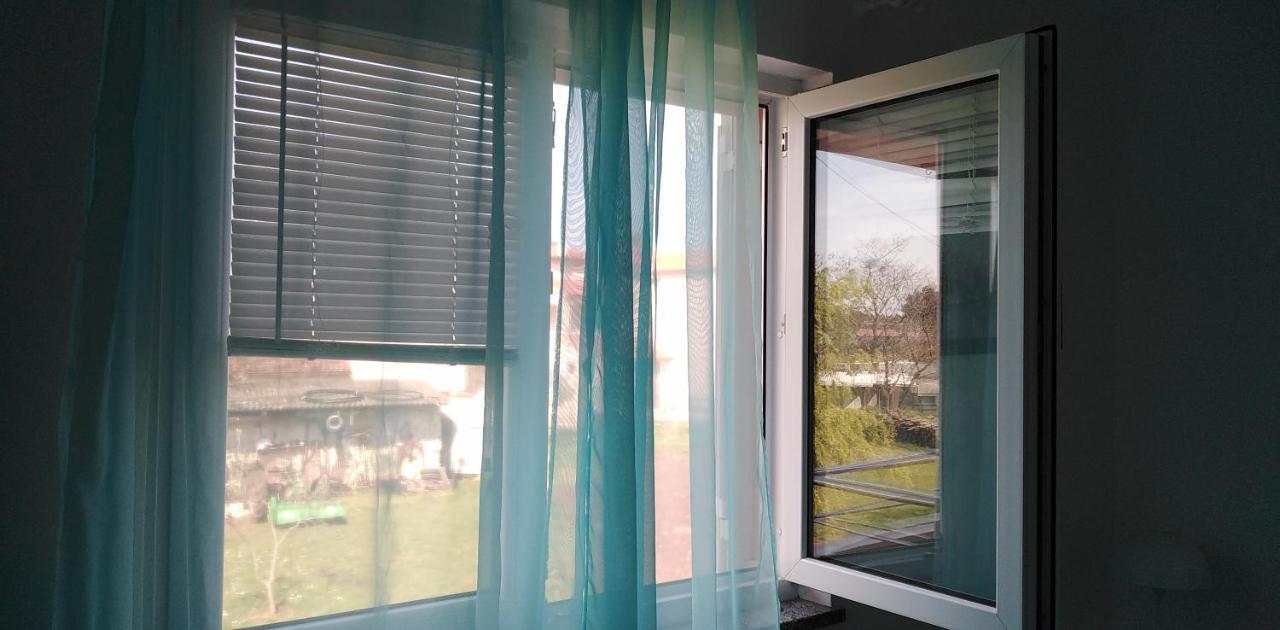 פאז'אנה Apartman Valbandon מראה חיצוני תמונה