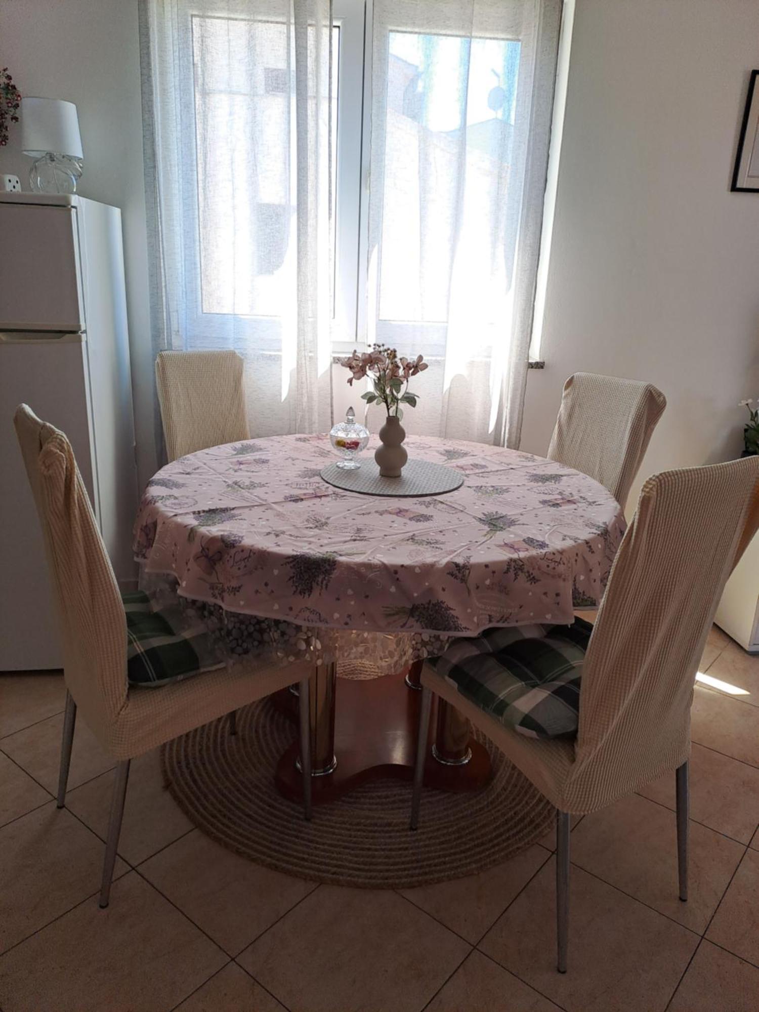 פאז'אנה Apartman Valbandon מראה חיצוני תמונה
